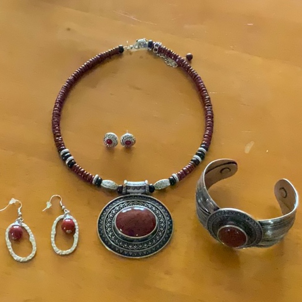 Silver and Red Tone Jewelry Set (4 Pieces)